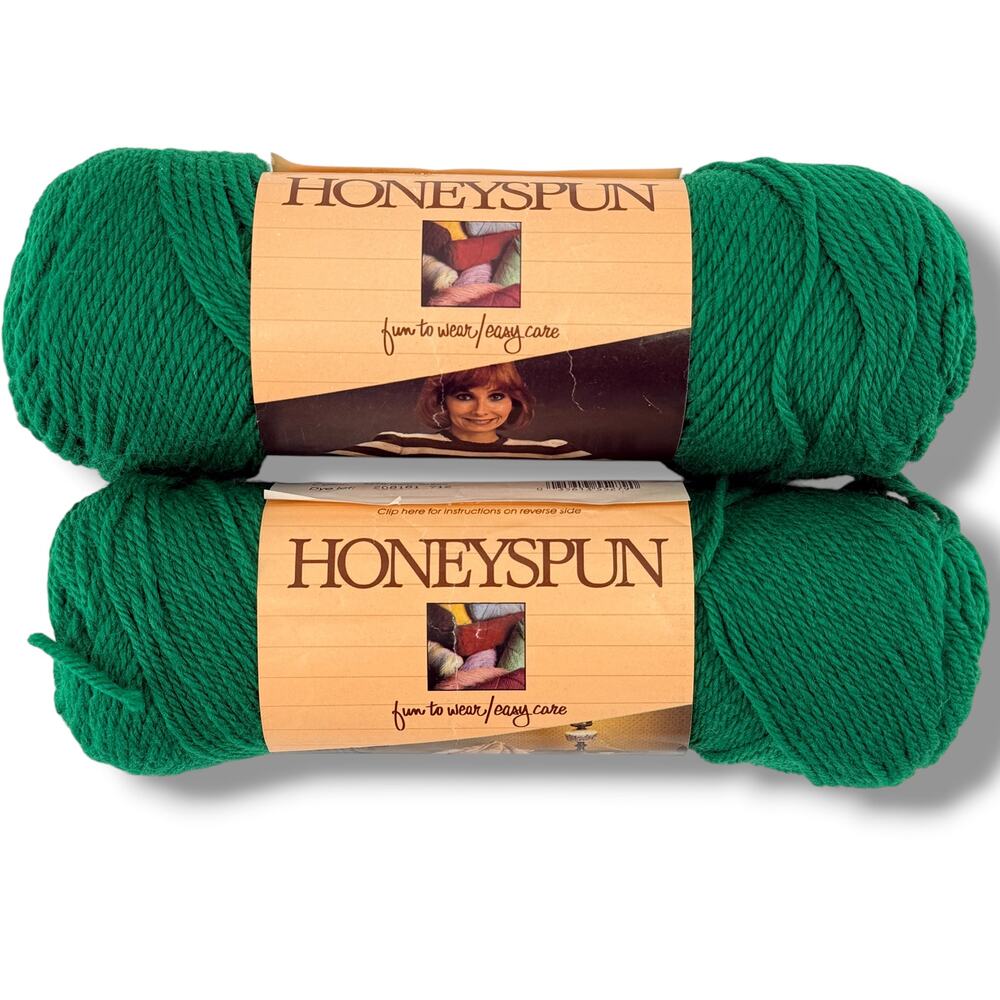 Caron Honeyspun Yarn Kelly Green 2 Skeins Vintage Orlon Dacron 3.5 oz 4 Ply